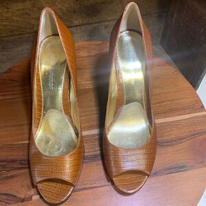 Enzo Anjiolini women’s heels. Inv 5060c